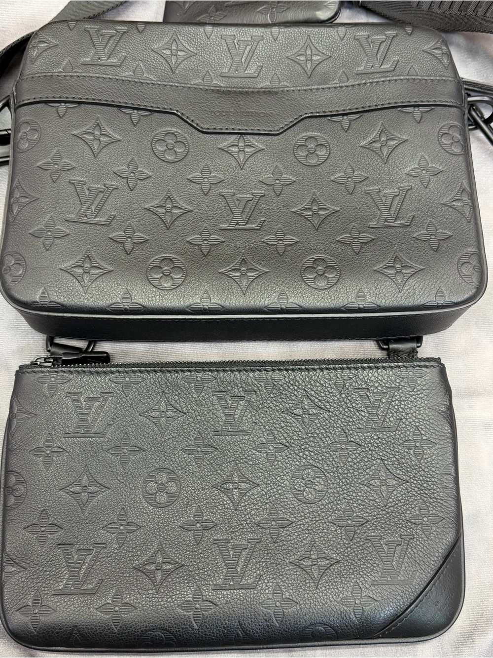 Louis Vuitton Trio Messenger Monogram Shadow Leather EXCELLENT CONDITION